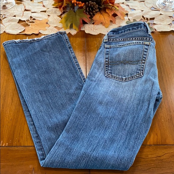 Lucky Brand Women’s Jeans - Host pick 🎉 - Picture 5 of 9
